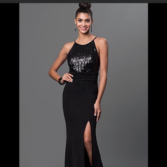 Elie Tahari emerald green velvet gown Elie Tahari emerald green velvet gown